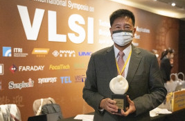 世界杯官方网站入口光电董事长彭双浪荣获潘文渊文教基金会 ERSO Award
